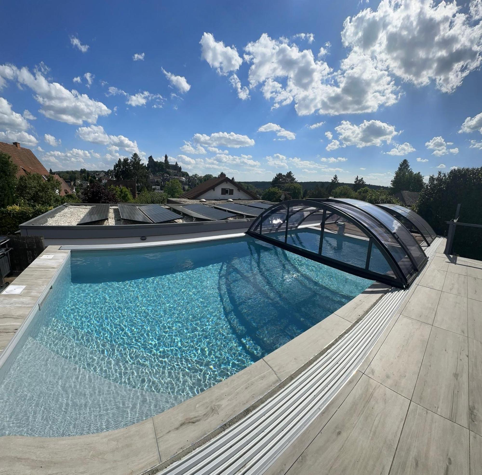 Ferienwohnung Schlossblick - 4 Sterne Sauna Pool Whirlpool Exklusiv Braunfels Extérieur photo